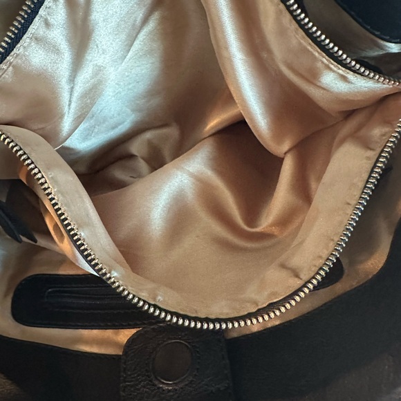 Stuart Weitzman Black Leather Lace-Up Shoulder Bag - Picture 8 of 10